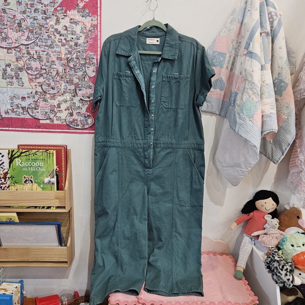 Back Beat Co. Green Jumpsuit Romper
